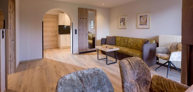 Aparthotel Bergland Soll Bagian luar foto