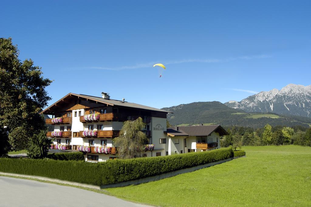 Aparthotel Bergland Soll Bagian luar foto